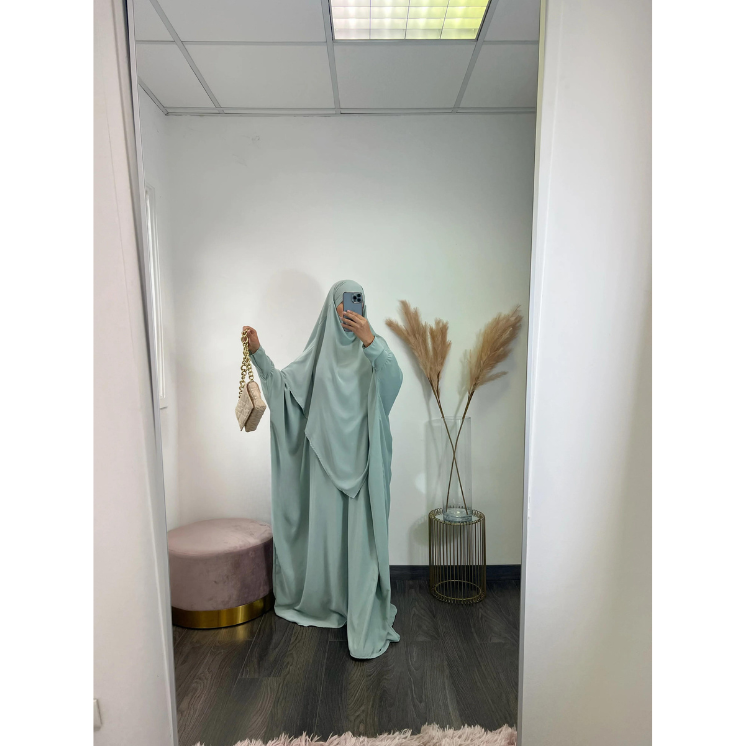 Abaya + khimar soie de médine